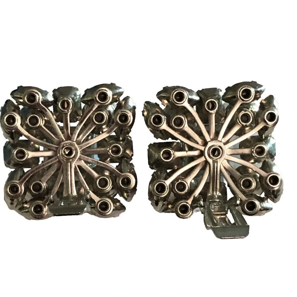 1950s Judy Lee Black & Smokey Grey Aurora Borealis Crystal Clip On Earrings